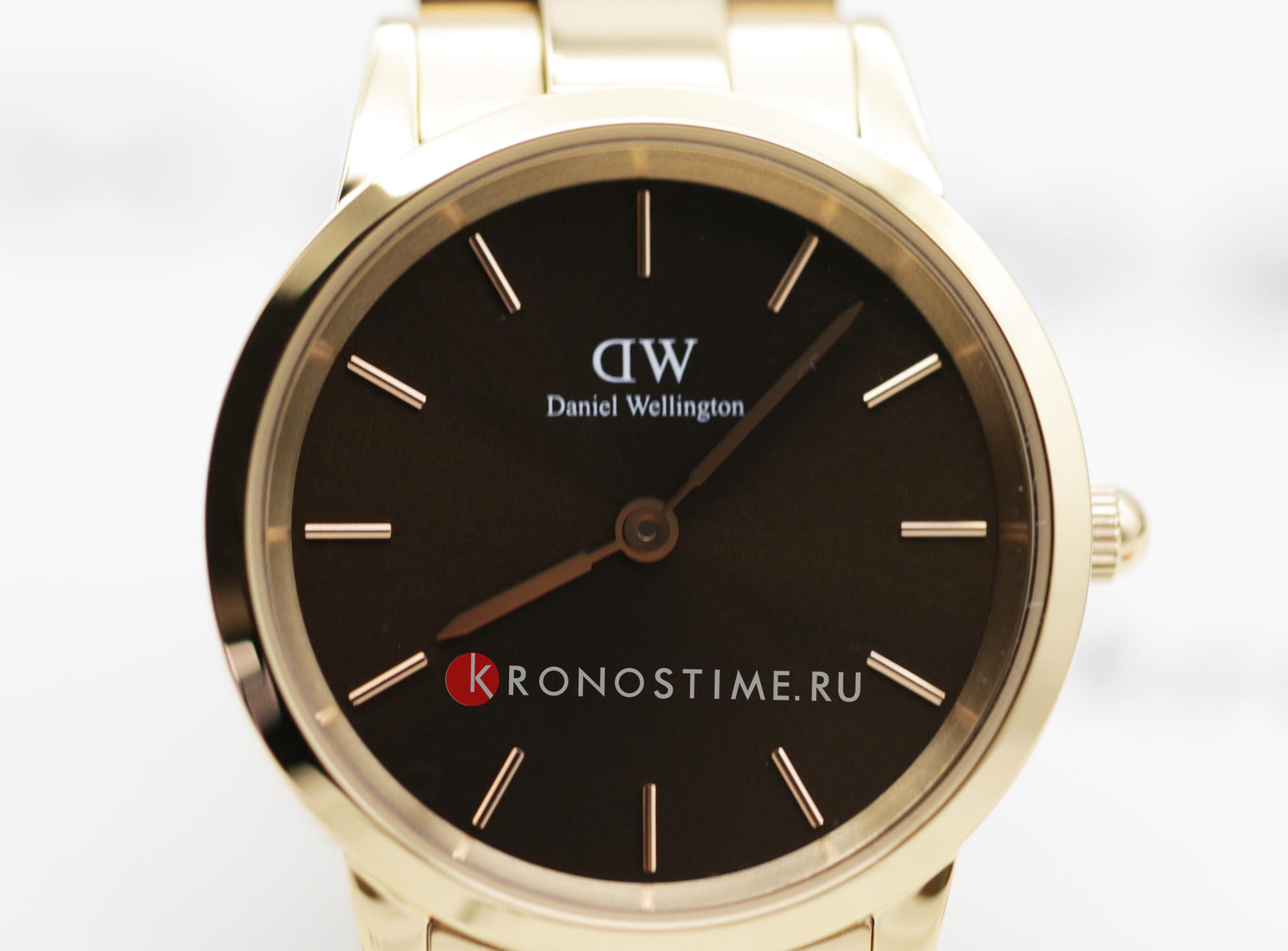 Daniel Wellington 腕時計 Iconic Link Amber 32mm DW00100462 Amazon.com: Daniel Wellington Petite Amber 32mm Women's